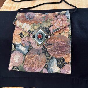 Ladies "gypsy" bag.